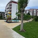 Noks- Marina- Avalonia דירה *