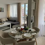 דירה Noks- Marina- Avalonia סבטי ולאס